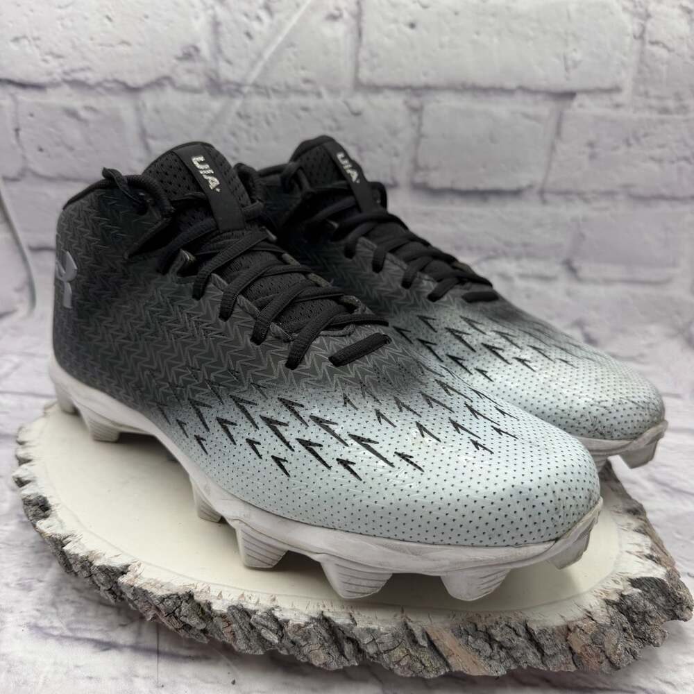 Under Armour Spotlight Franchise 4.0 RM Men Sz 11.5 Black White Football Cleats